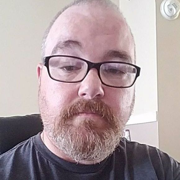 Meet your Posher, Chris - Picture 1 of 1